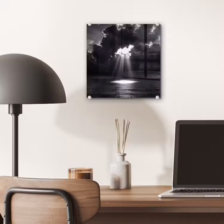 Licht - Wolken - Zee - Zwart-wit - Natuur plexiglas 5mm klein -sfeer6