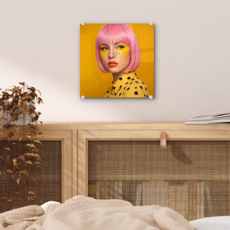 Vrouw - Portret - Abstract - Kleurrijk - Geel plexiglas 5mm klein -sfeer4