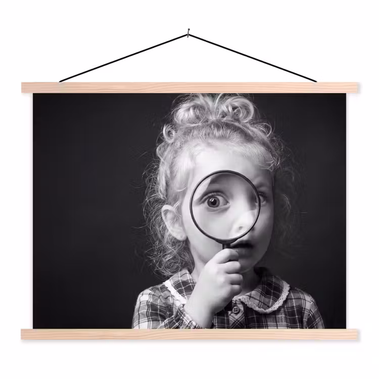 Kind - Vergrootglas - Portret - Zwart-wit textielposter latten blank klein -3d