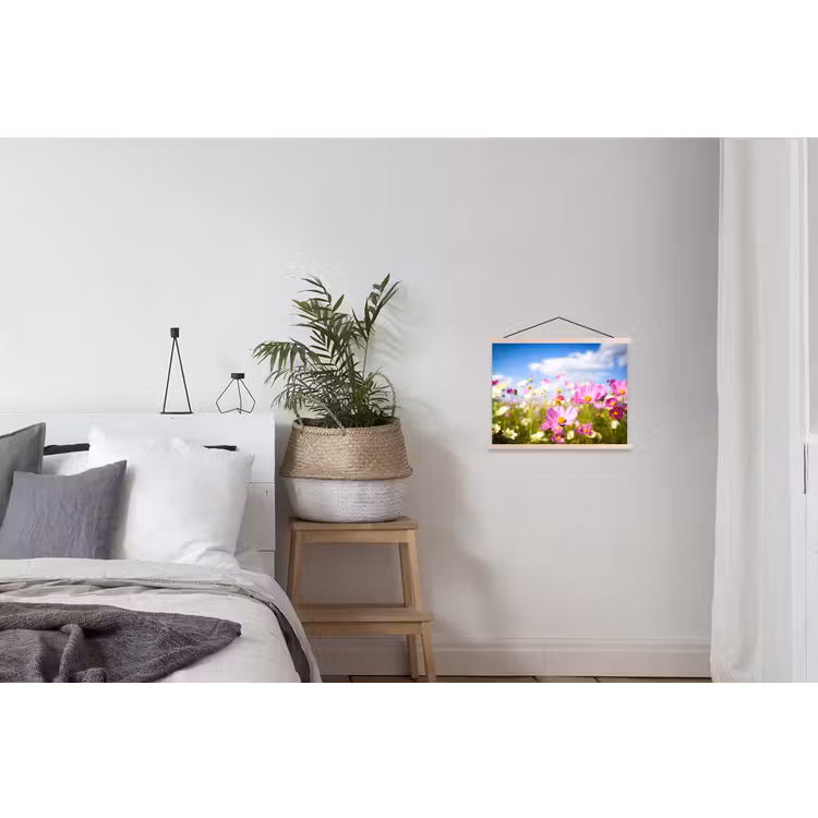 Bloemen - Wei - Paars - Gras - Wit - Wolken - Blauw textielposter latten blank klein -woonkamer