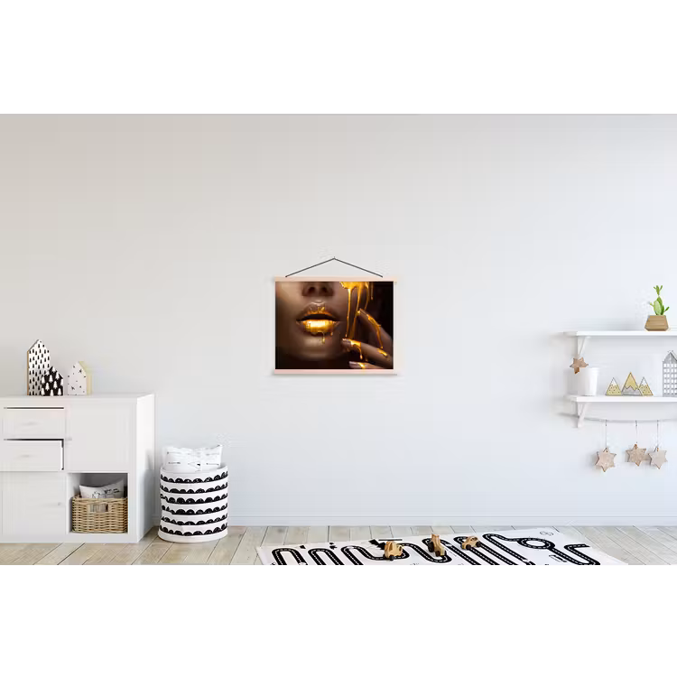 Goud - Vrouw - Verf - Lippen - Luxe textielposter latten blank klein -kinderkamer