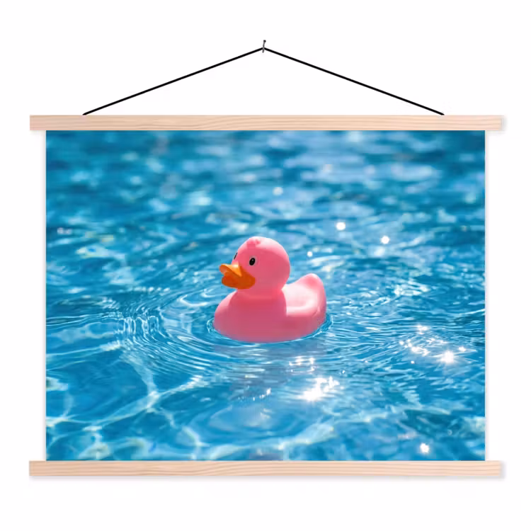 Badeend - Dobberend - Roze textielposter latten blank klein -3d