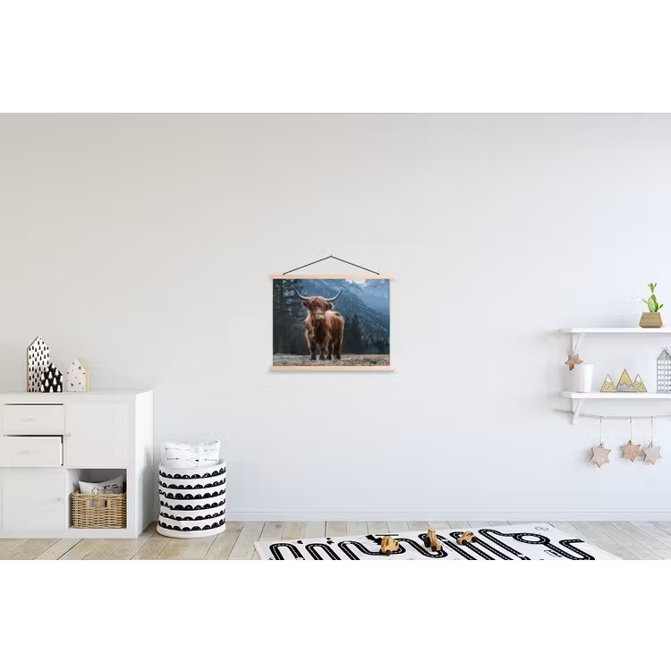 Schotse hooglander - Berg - Landschap - Bomen - Koe - Natuur textielposter latten blank klein -kinderkamer