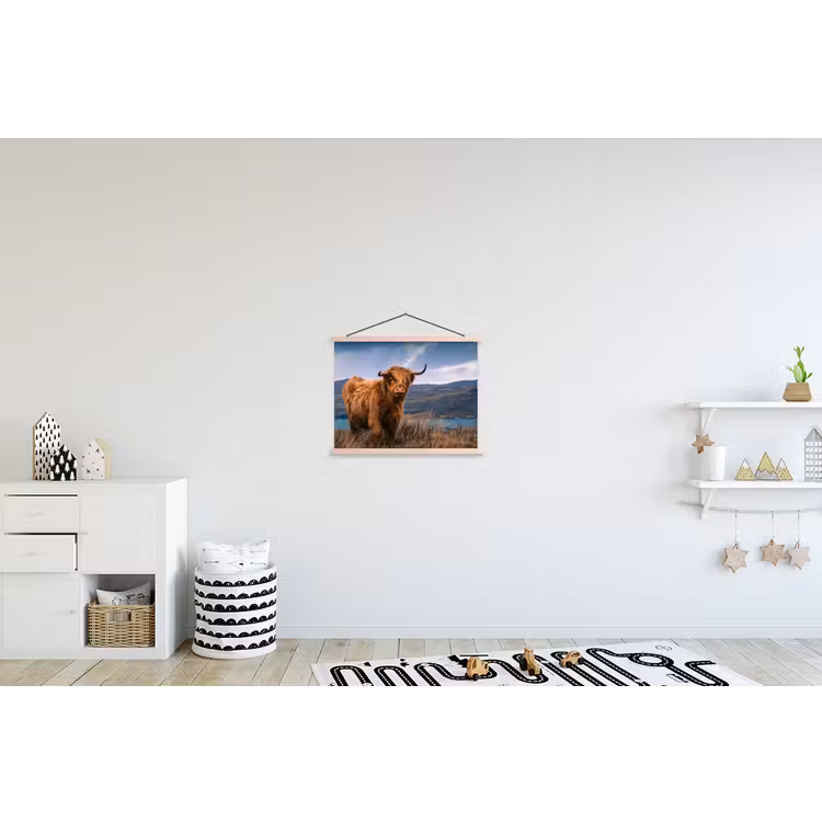 Schotse Hooglander - Berg - Water - Natuur - Koe textielposter latten blank klein -kinderkamer