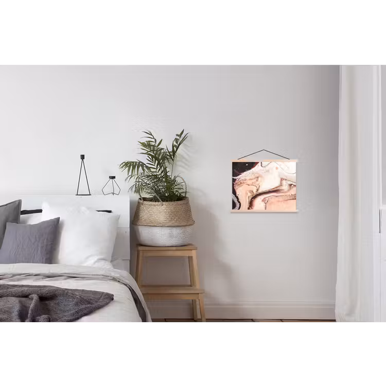 Binnenkant van een roze geode uit de natuur textielposter latten blank klein -woonkamer