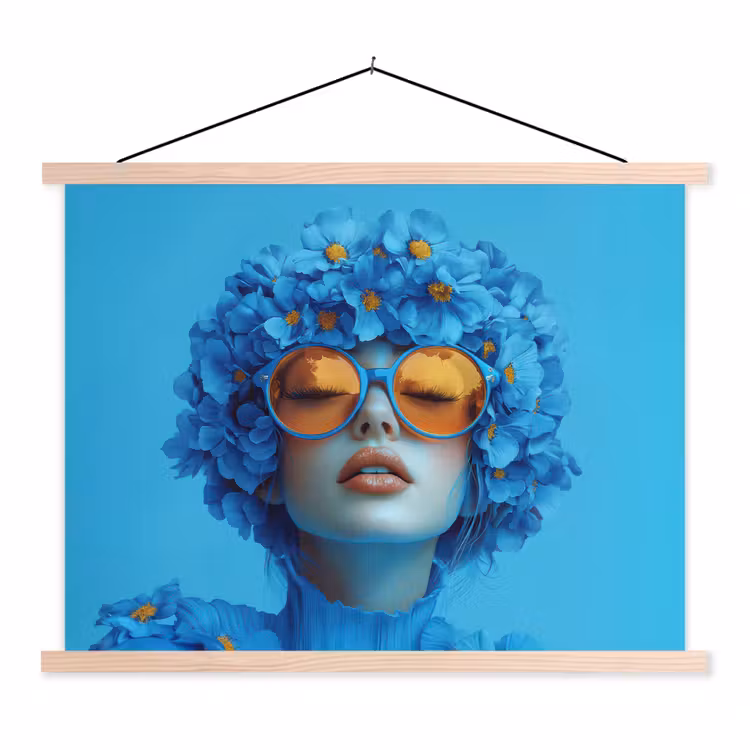 Vrouw - Bloem - Blauw - Modern - Bril - Portret textielposter latten blank klein -3d