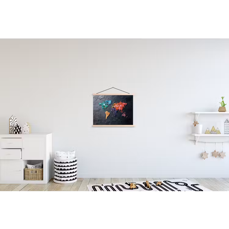 Wereldkaart - Edelstenen - Regenboog - Ruw textielposter latten blank klein -kinderkamer
