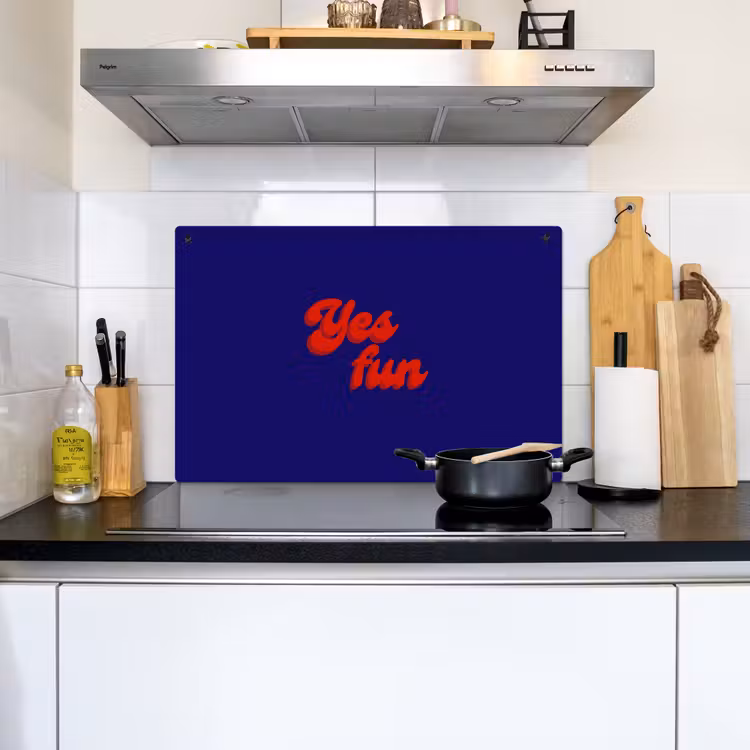 Blauw - Rood - Yes fun - 3D Inductie beschemer met haakjes klein -sfeer2