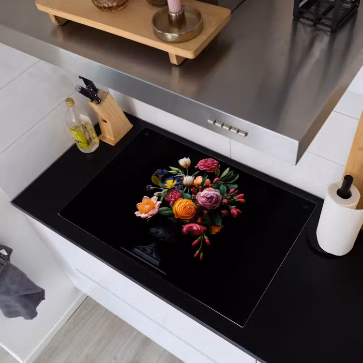 Boeket - Romantisch - Kleurrijk Inductie beschemer met haakjes klein -sfeer1