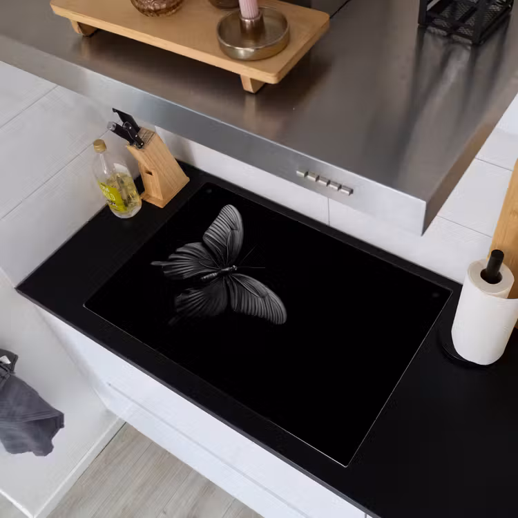 Vlinder - Zwart - Insect - Dieren Inductie beschemer met haakjes klein -sfeer1