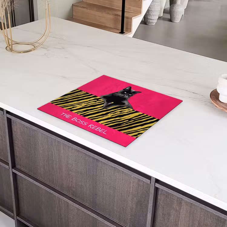 Kat - Baas - Roze - Tijgerprint Inductie beschermer vinyl 3mm middel -sfeer8