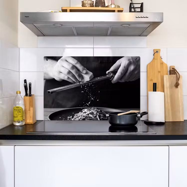 Kaas - Pasta - Rasp Inductie beschemer met haakjes klein -sfeer2
