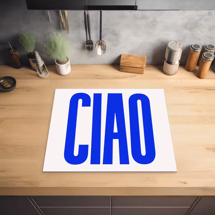Ciao - Hoofdletters - Blauw - Minimalistisch Inductie beschermer vinyl 3mm middel -sfeer5