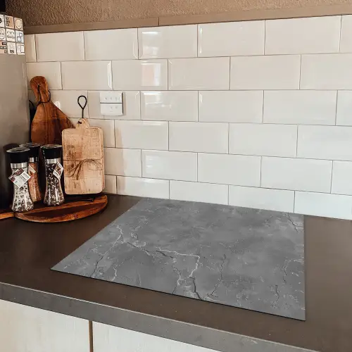 Beton - Grijs - Abstract - Betonlook Inductie beschermer vinyl 3mm middel -sfeer3