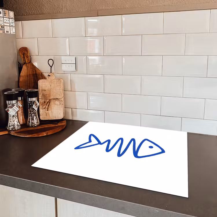 Vis - Minimalistisch - Blauw - Lijn Inductie beschermer vinyl 3mm middel -sfeer3