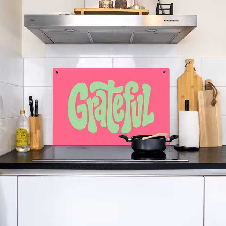 Grateful - Groen - Grafisch - Vloeiend Inductie beschemer met haakjes klein -sfeer2