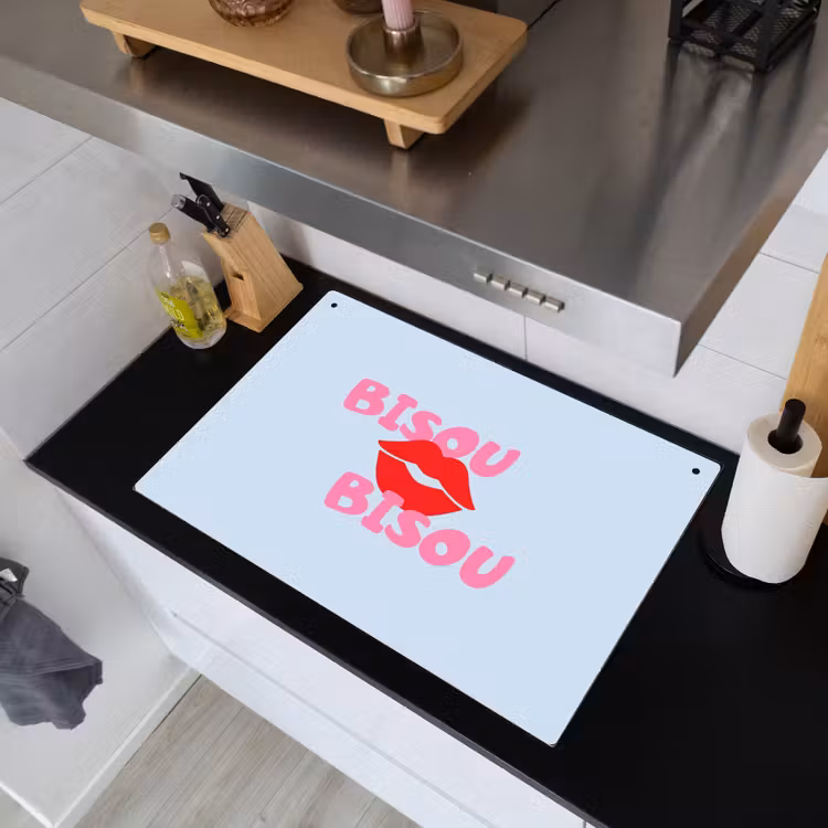 Lippen - Bisou - Blauw Inductie beschemer met haakjes klein -sfeer1