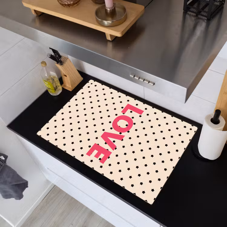 Love - Stippen - Roze Inductie beschemer met haakjes klein -sfeer1
