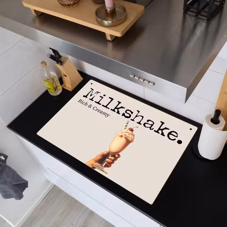 Milkshake - Kers - Rietje Inductie beschemer met haakjes klein -sfeer1