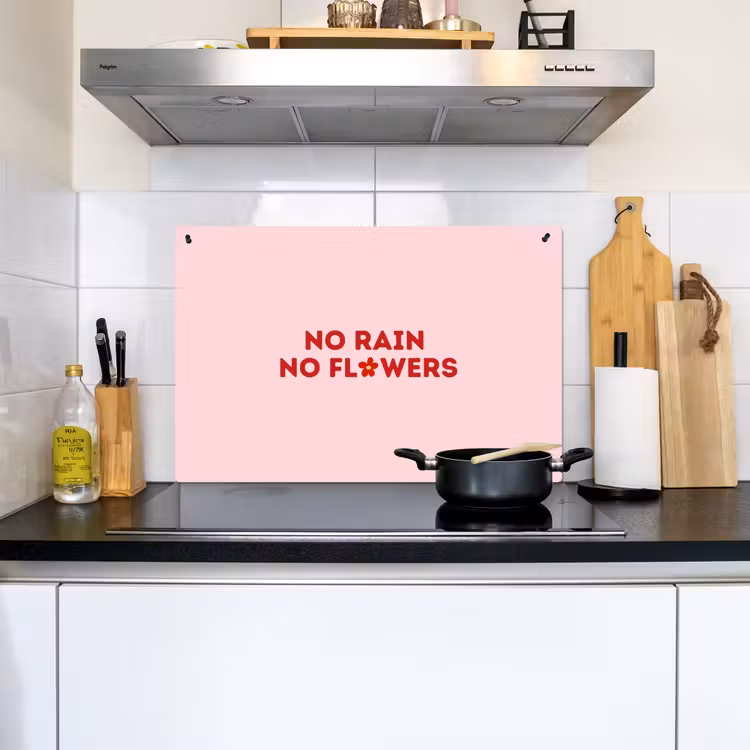No rain no flowers - Minimalistisch - Roze - Bloem Inductie beschemer met haakjes klein -sfeer2