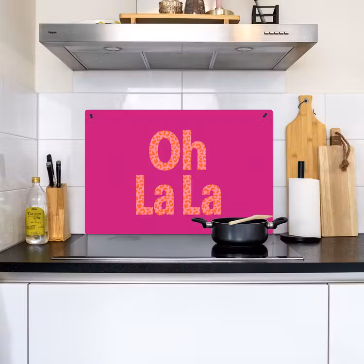 Oh la la - Luipaardprint - Roze Inductie beschemer met haakjes klein -sfeer2