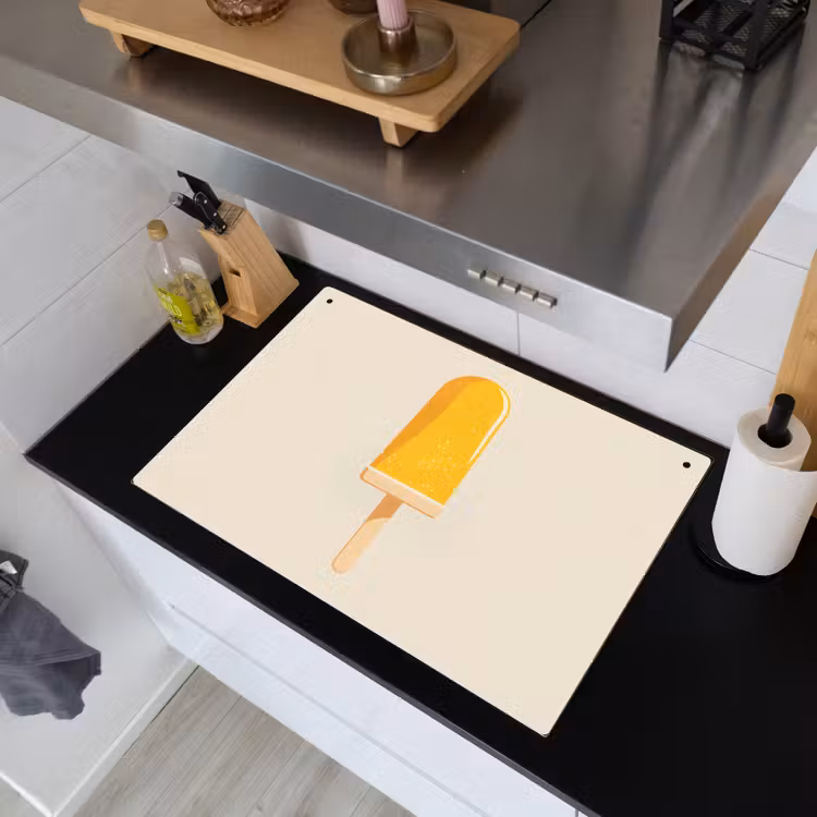 Oranje - Stokje - Waterijsje Inductie beschemer met haakjes klein -sfeer1