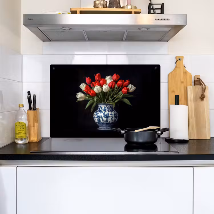 Rode - Bloemen - Tulpen - Vaas Inductie beschemer met haakjes klein -sfeer2