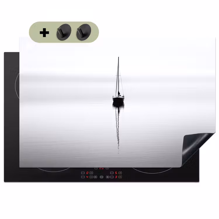 Zeilboot - Zwart - Water - Silhouet Inductie beschemer met haakjes klein -3d