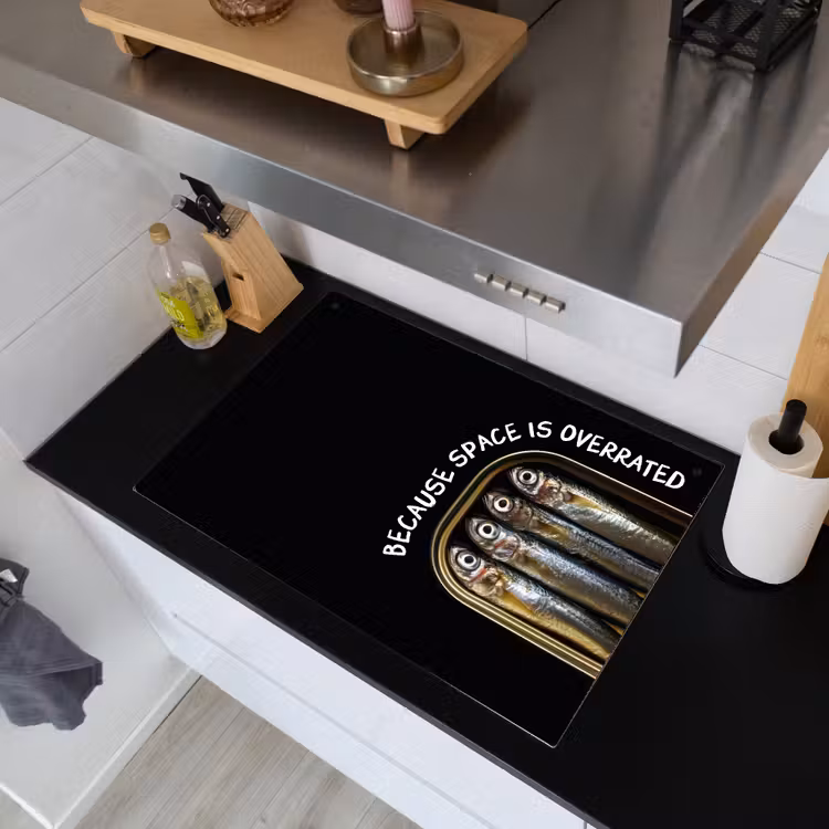 Sardines - Tekst - Vis - Blik Inductie beschemer met haakjes klein -sfeer1