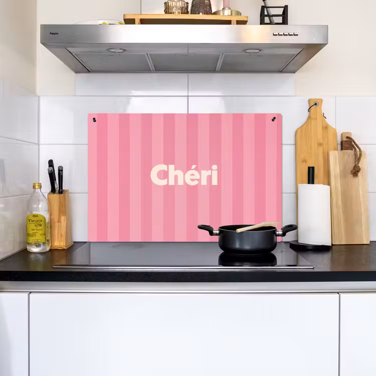 Gestreept - Roze - Chéri Inductie beschemer met haakjes klein -sfeer2