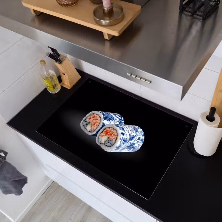 Sushi - Delfts blauw - Rijst - Vis - Elegant Inductie beschemer met haakjes klein -sfeer1