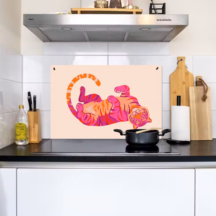 Tijger - Roze - Oranje Inductie beschemer met haakjes klein -sfeer2