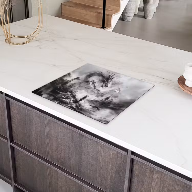 Krijger - Draak - Grijs Inductie beschermer vinyl 3mm middel -sfeer8