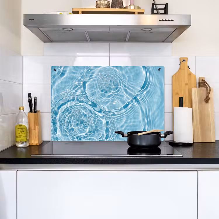 Water - Blauw - bubbels Inductie beschemer met haakjes klein -sfeer2