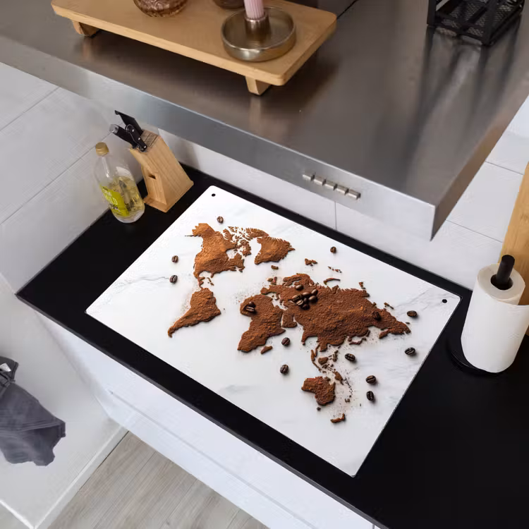 Wereldkaart - Koffie - Marmer Inductie beschemer met haakjes klein -sfeer1