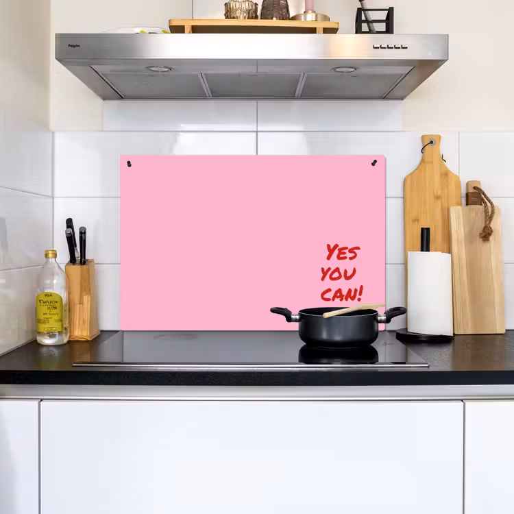 Yes you can do it - Rood - Roze Inductie beschemer met haakjes klein -sfeer2
