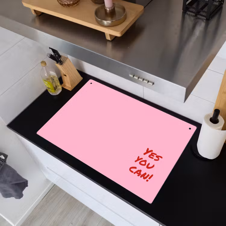Yes you can do it - Rood - Roze Inductie beschemer met haakjes klein -sfeer1