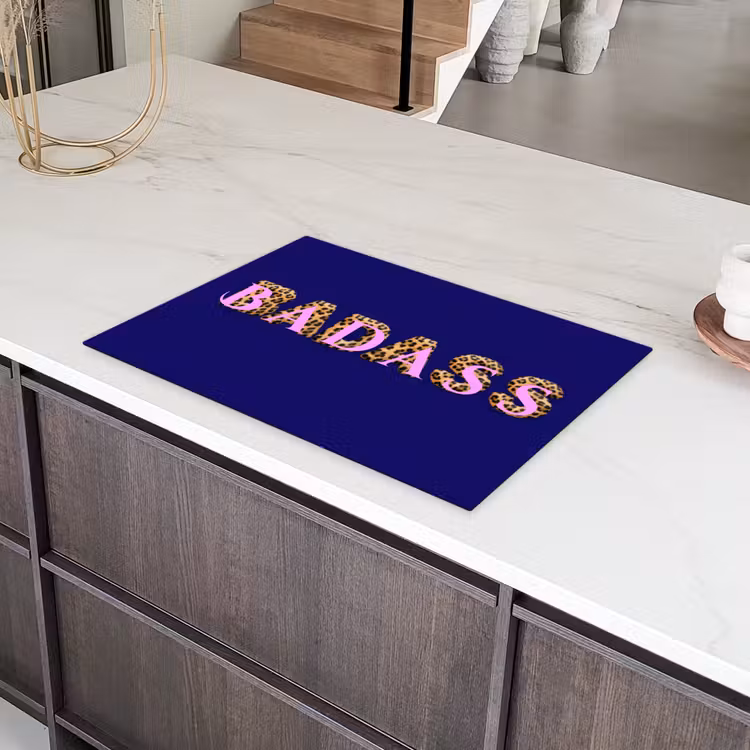 Badass - Panterpint - Schaduw - Roze Inductie beschermer vinyl 3mm klein -sfeer8