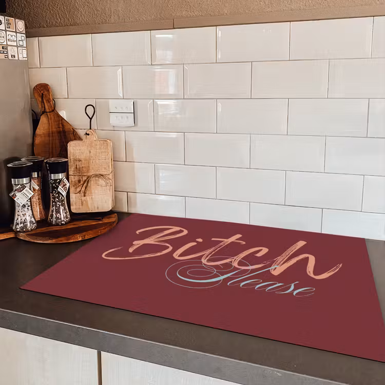 Bitch please - Rood - Blauw Inductie beschermer vinyl 3mm klein -sfeer3