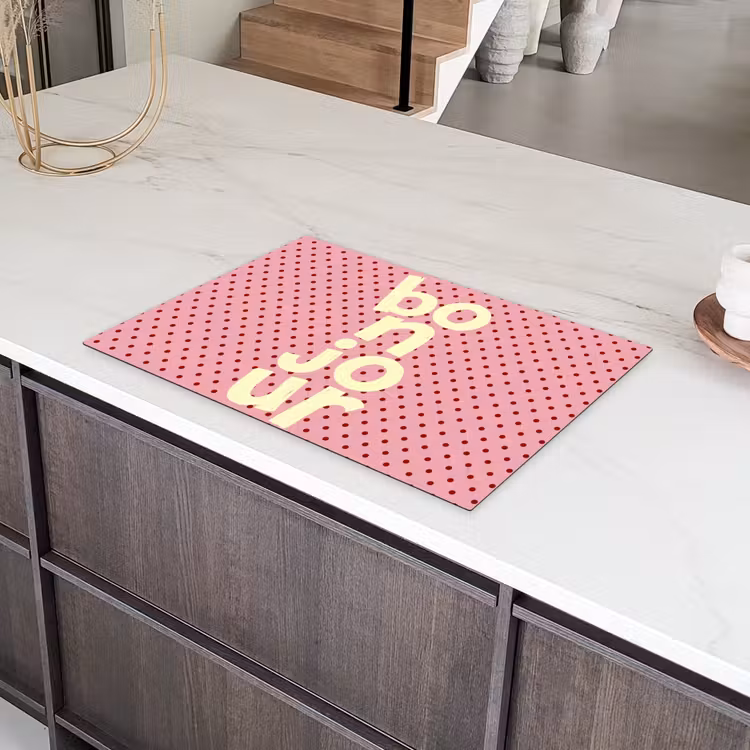 Bonjour - Stippen - Roze- Geel Inductie beschermer vinyl 3mm klein -sfeer8