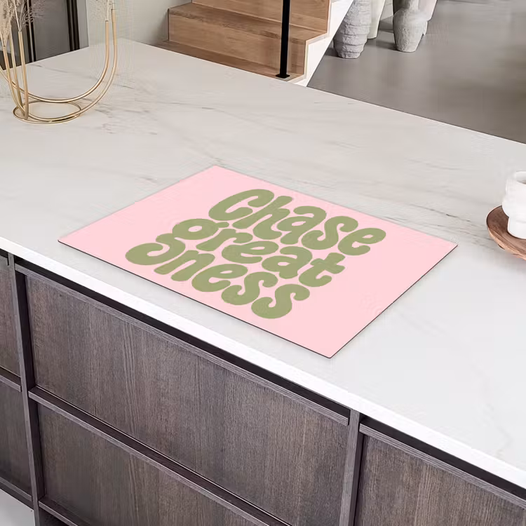 Chase greatness - Groen - Roze - Retro Inductie beschermer vinyl 3mm klein -sfeer8