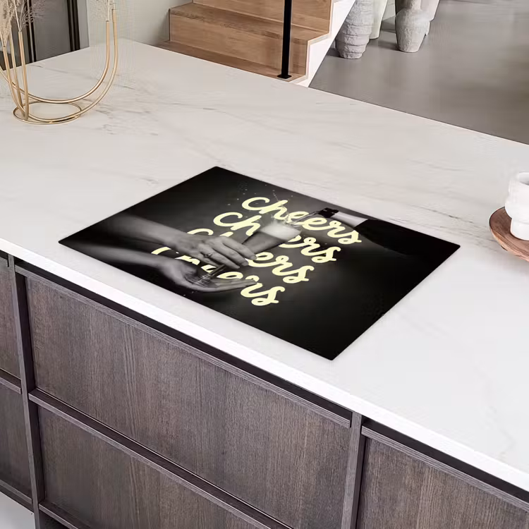 Cheers - Wijn - Zwart - Wit Inductie beschermer vinyl 3mm klein -sfeer8