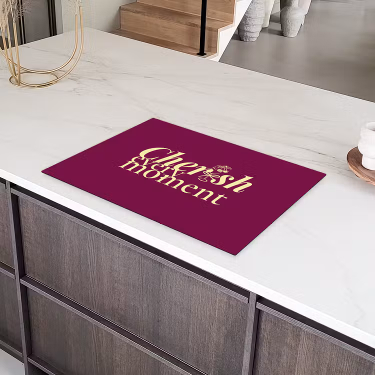 Cherish every moment - Cocktailglas - Bordeaux Inductie beschermer vinyl 3mm klein -sfeer8