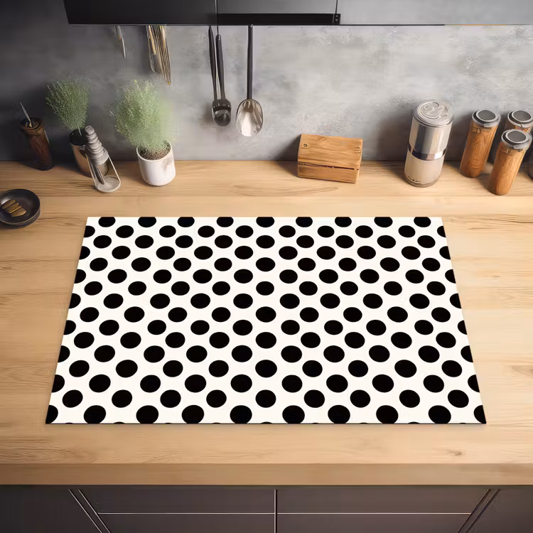 Klassiek - Stippen - Zwart Inductie beschermer vinyl 3mm klein 276 -sfeer5