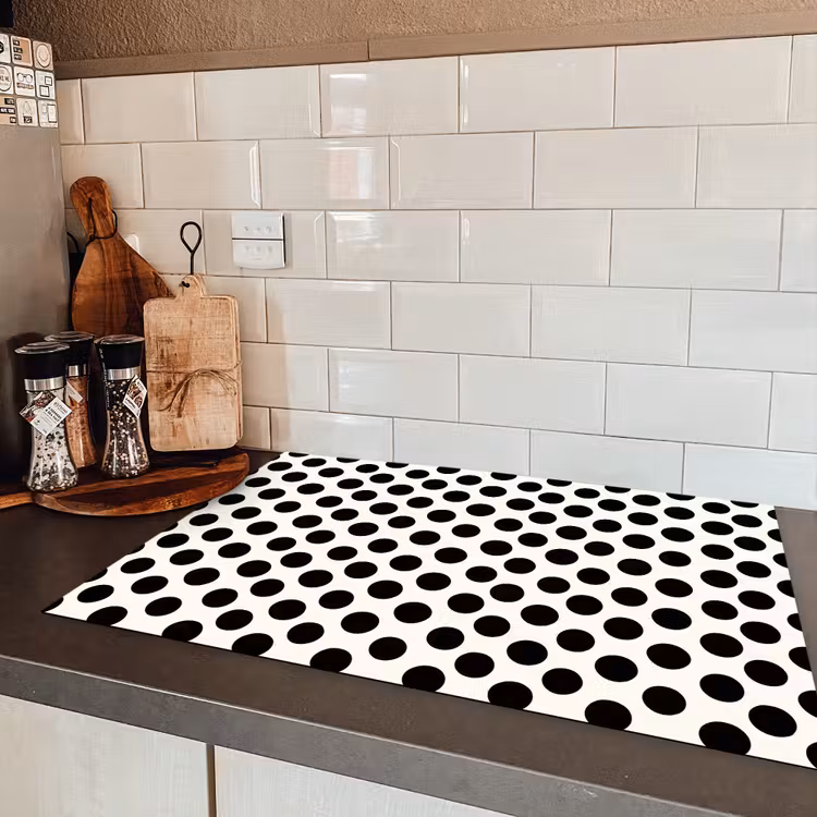 Klassiek - Stippen - Zwart Inductie beschermer vinyl 3mm klein 276 -sfeer3