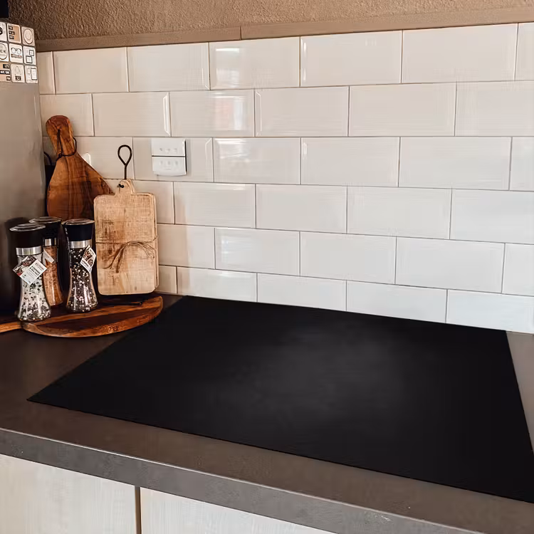 Beton - Zwart - Grijs - Structuur - Industrieel Inductie beschermer vinyl 3mm klein -sfeer3