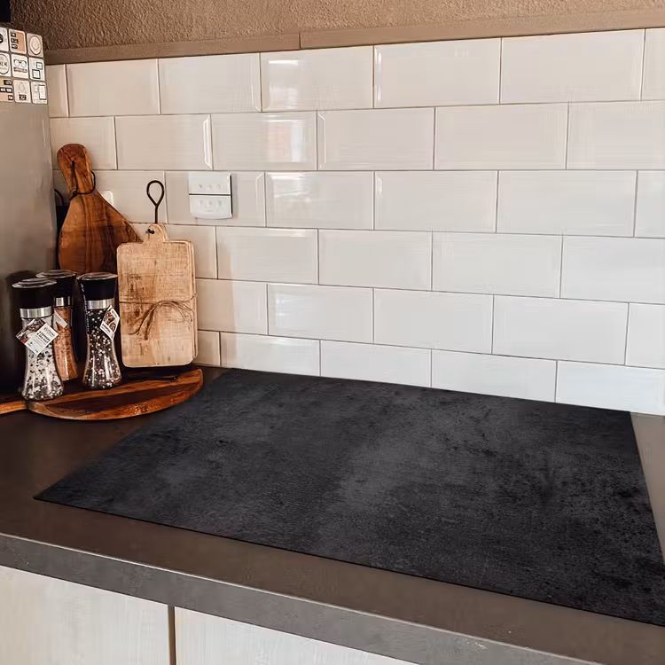Beton - Robuust - Vintage - Rustiek - Grijs - Zwart Inductie beschermer vinyl 3mm klein -sfeer3
