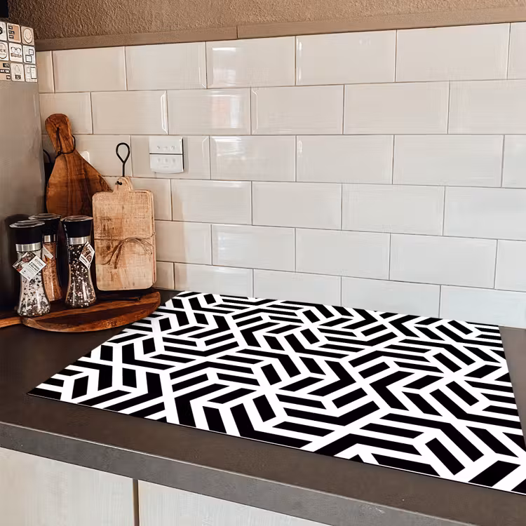 Design - Geometrie - Patroon - Zwart - Wit Inductie beschermer vinyl 3mm klein 276 -sfeer3