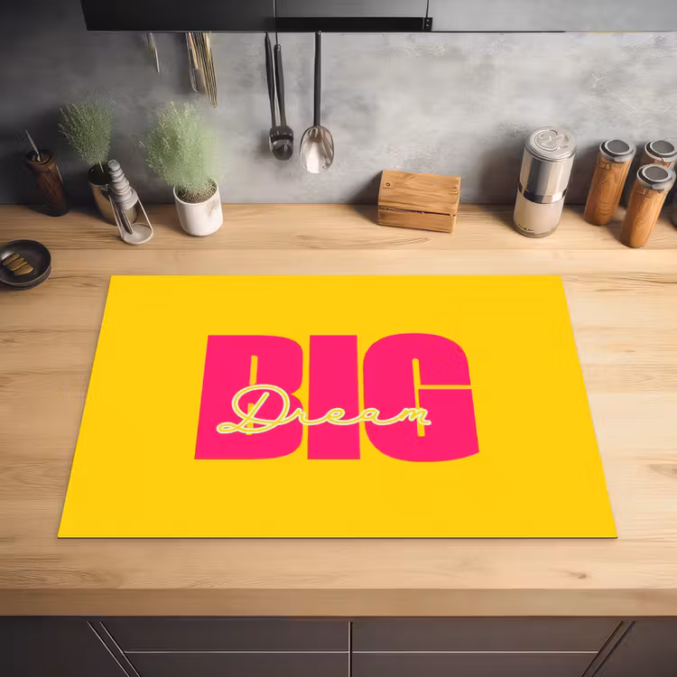 Dream big - Geel - Roze Inductie beschermer vinyl 3mm klein -sfeer5