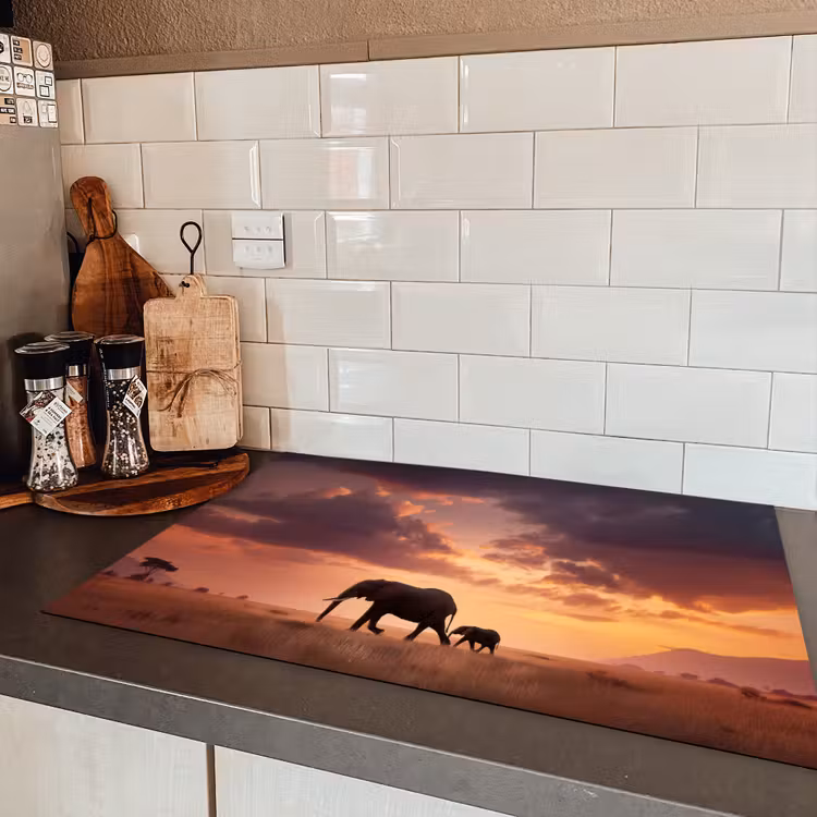 Olifanten - Grasland - Zonsondergang Inductie beschermer vinyl 3mm klein -sfeer3